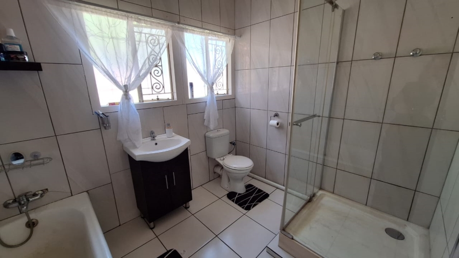 To Let 3 Bedroom Property for Rent in Sandania Free State